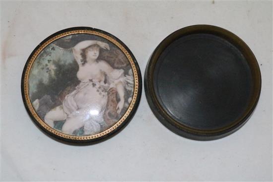 An early 19th century French horn snuff box, 3.5in.